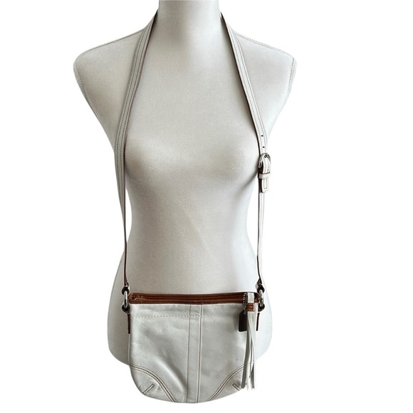 Coach Ivory Leather Crossbody - Picture 4 of 10